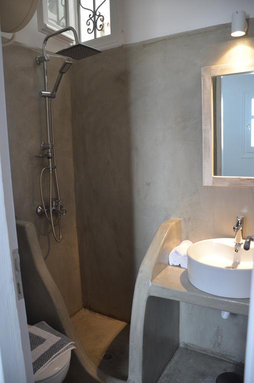White And Grey Chora Apartment Mykonos Town ภายนอก รูปภาพ